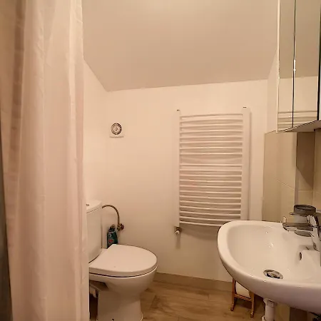 Διαμέρισμα With Beautiful Views In *