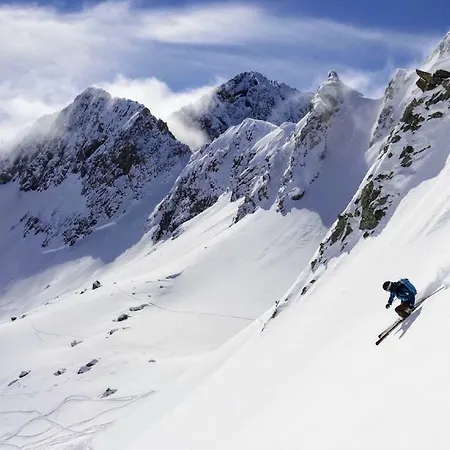 With Beautiful Views In 아파트