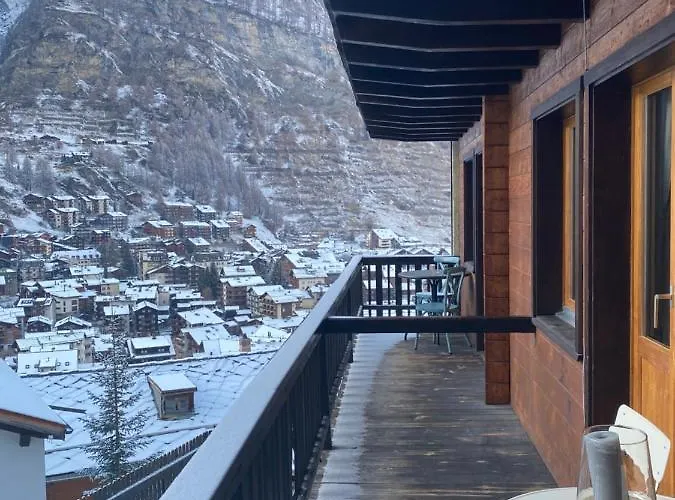 With Beautiful Views In شقة