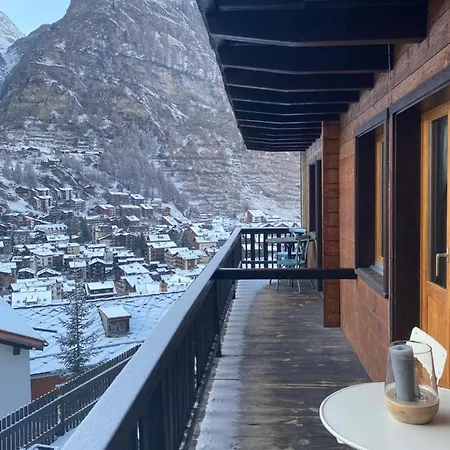 With Beautiful Views In Apartamento