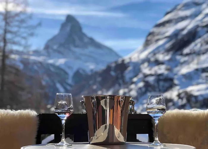 With Beautiful Views In Lejlighed Zermatt